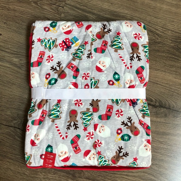 Holiday pajama set - Picture 5 of 8